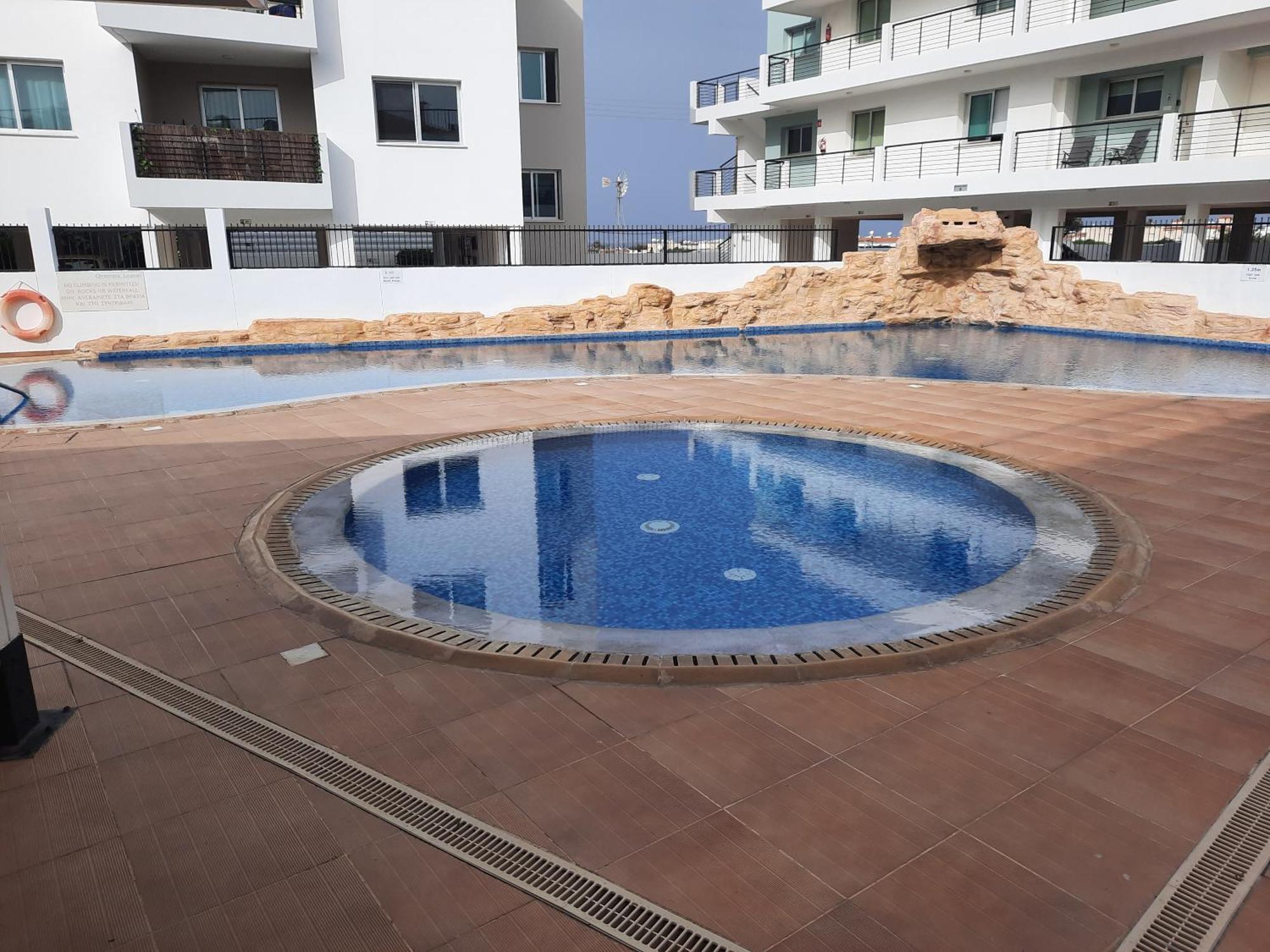 Holiday Apartment With Sea View Paralimni Buitenkant foto